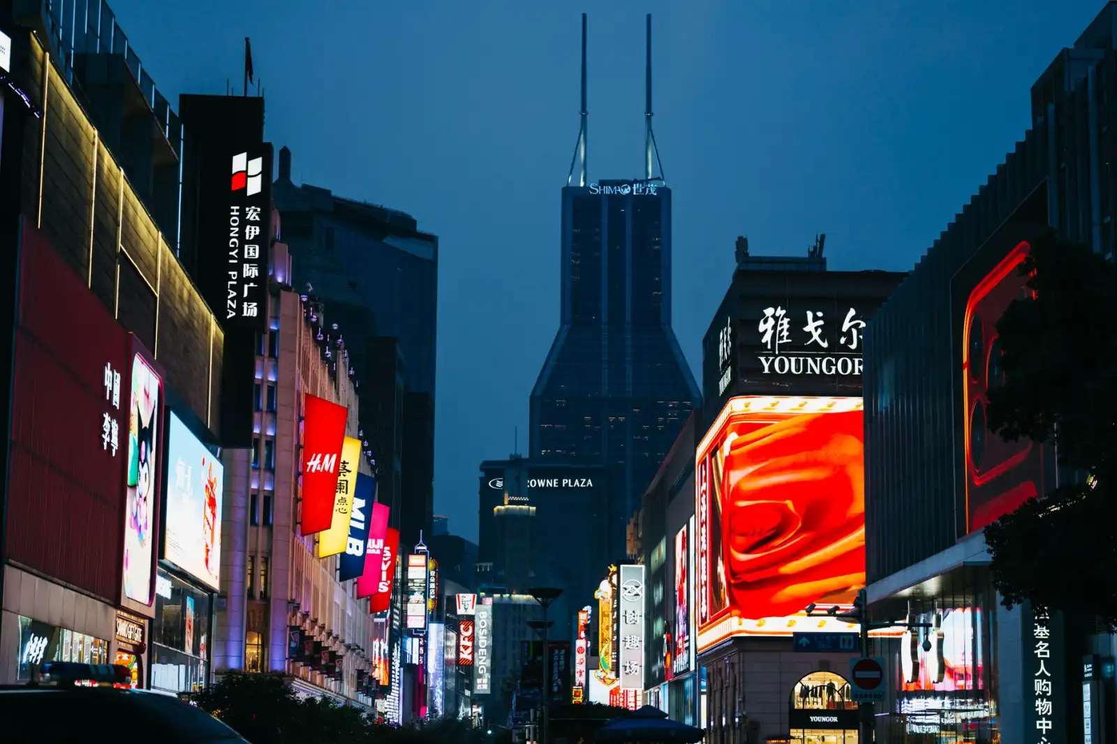北京彤聚英才科技：移动硬盘与U盘产品型号参数对比分析